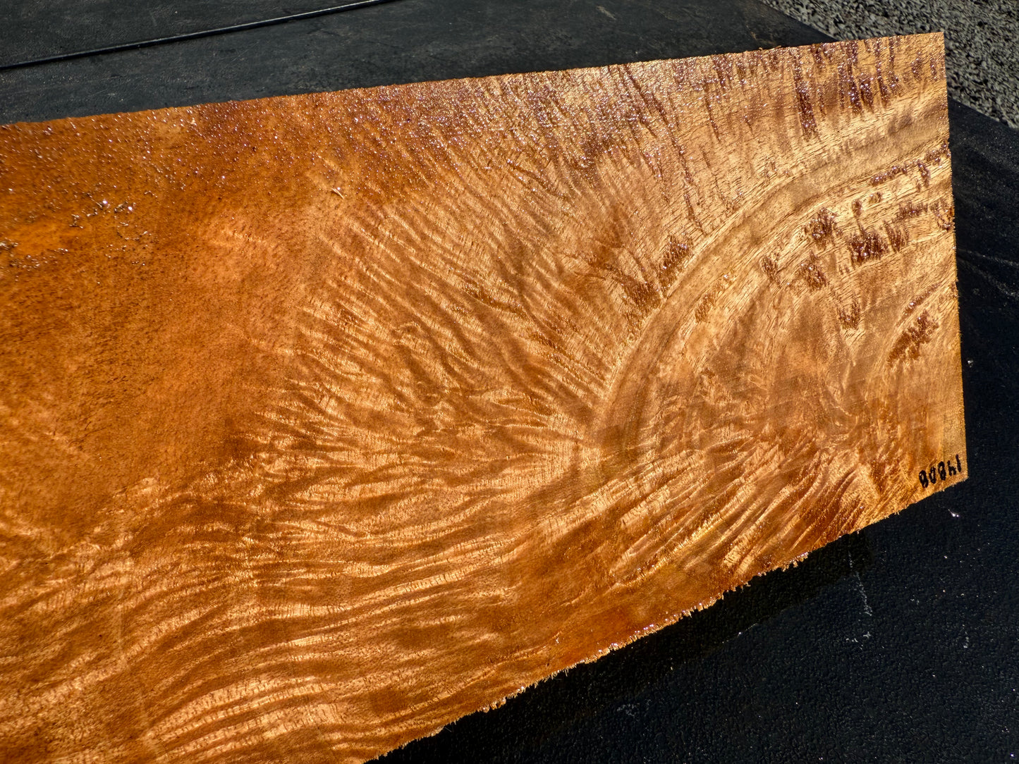 Hawaiian Curly Mango Board #14808