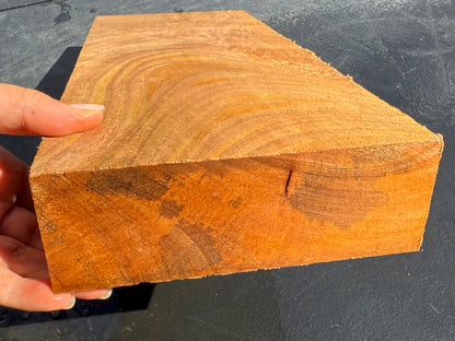 Hawaiian Curly Mango Board #14808