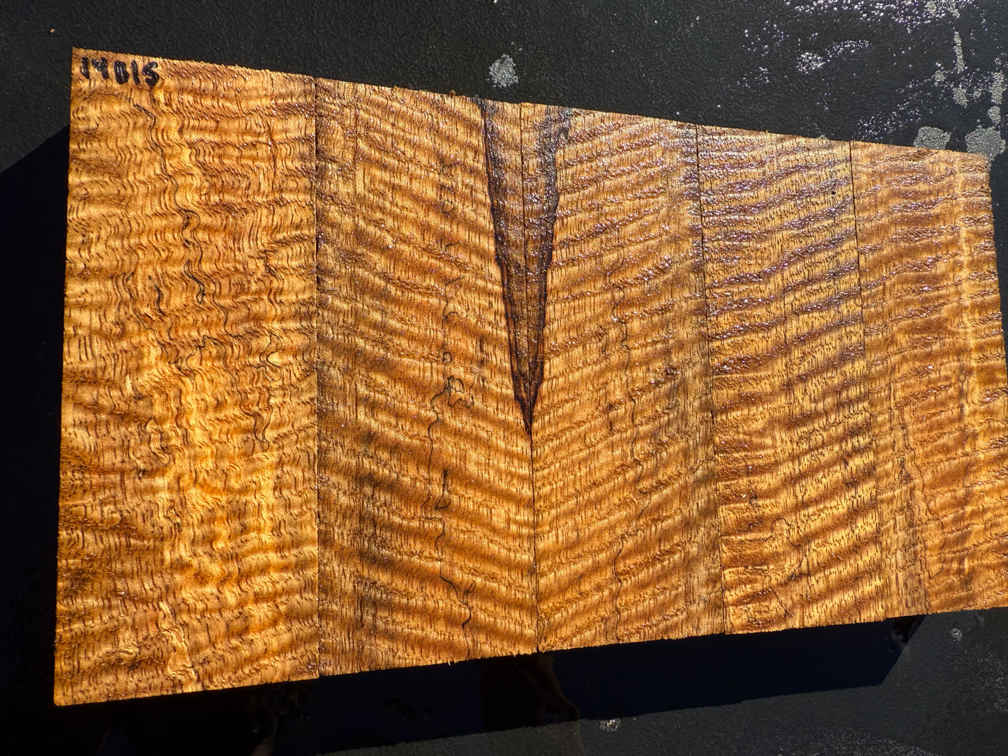 Hawaiian Curly Mango Knife Blocks #14815