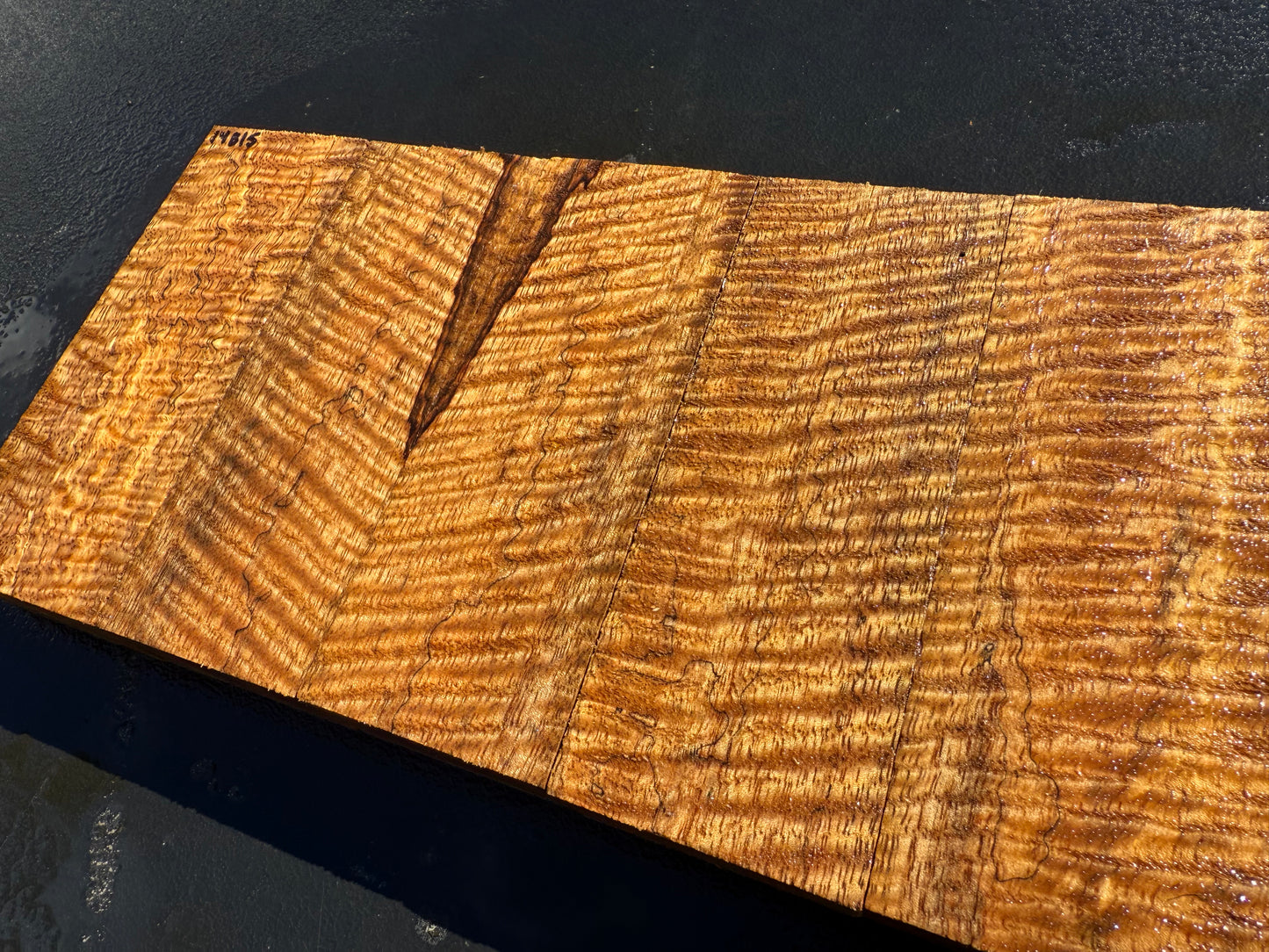 Hawaiian Curly Mango Knife Blocks #14815