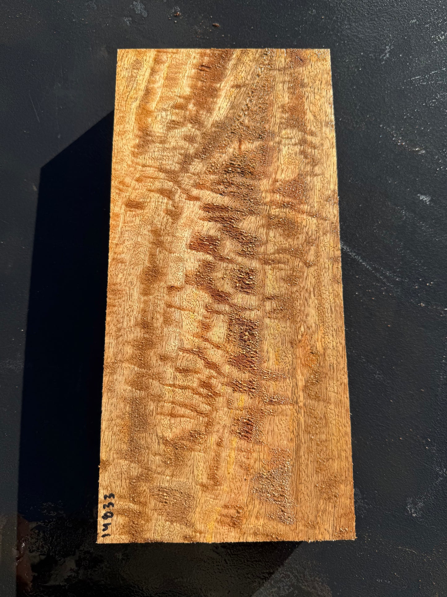 Hawaiian Curly Mango Board #14833