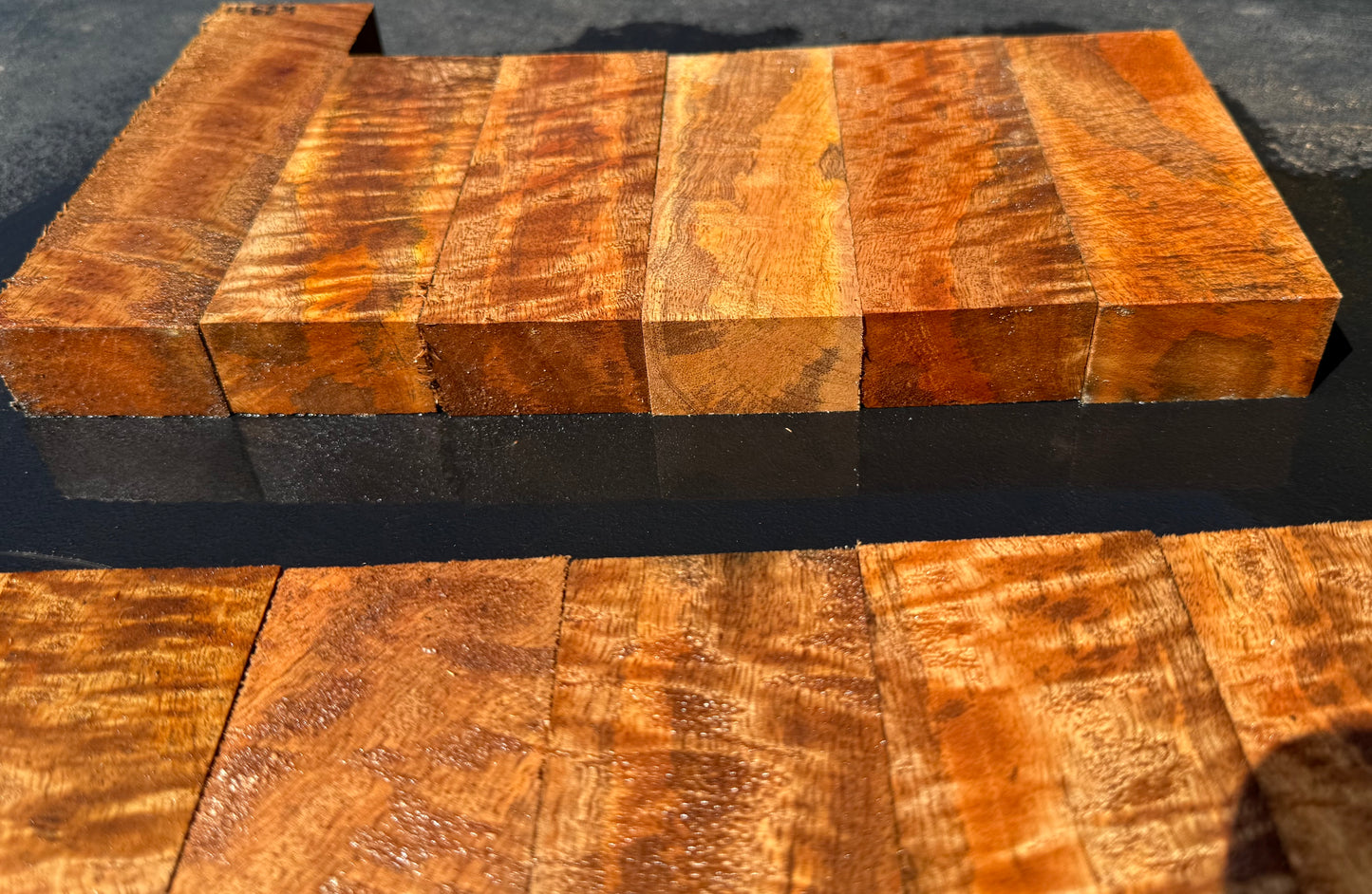 Hawaiian Curly Mango Knife Blocks #14884
