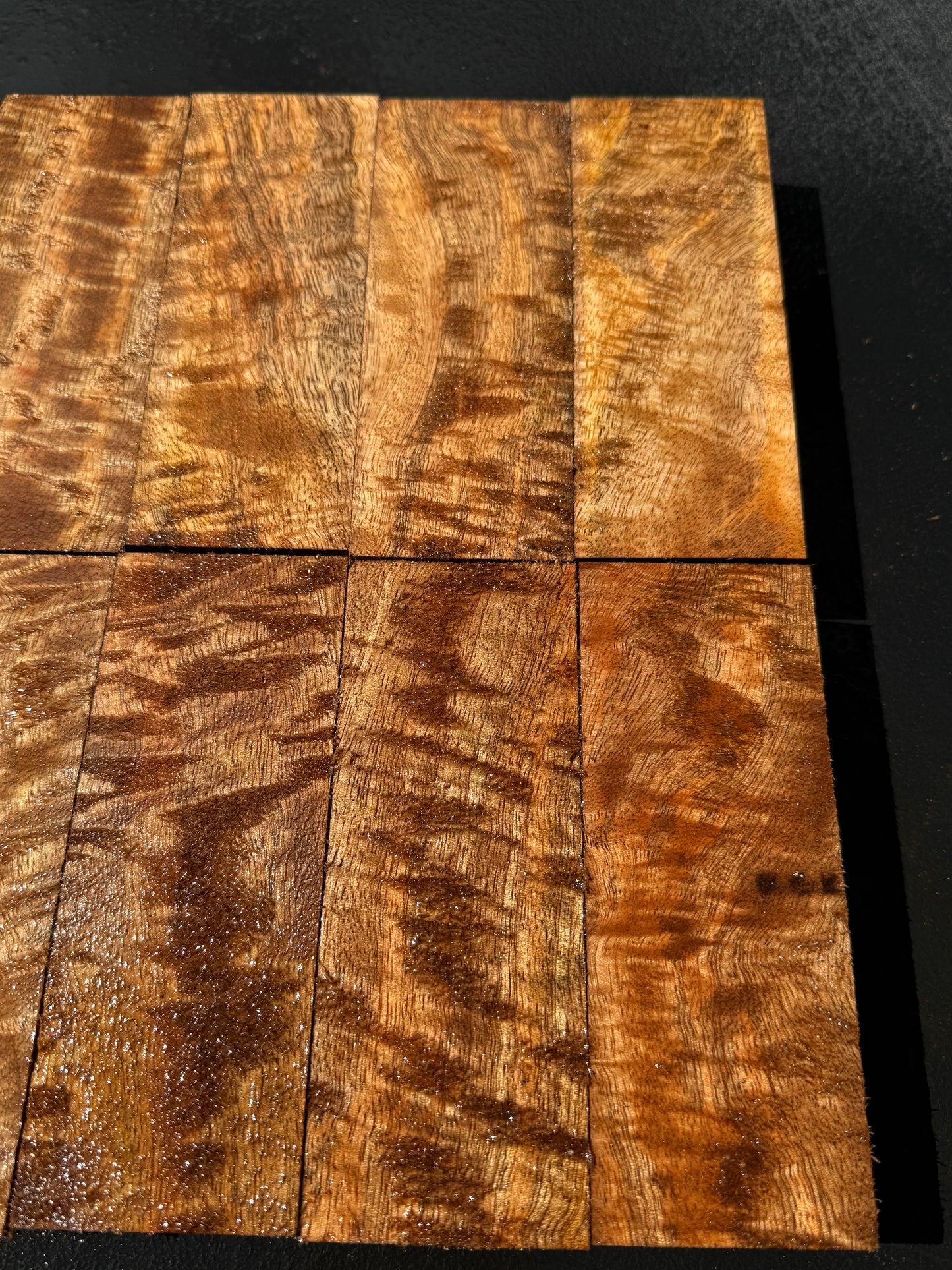 Hawaiian Curly Mango Knife Blocks #14884